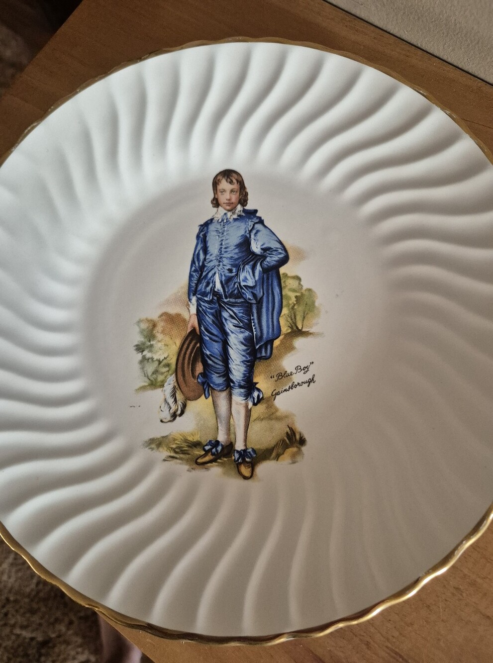 Beautiful Vintage Souvenir Plate